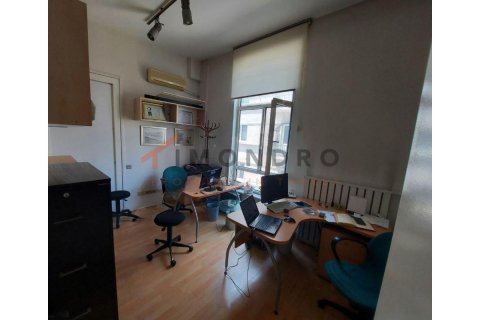 Продажа квартиры  в Бейоглу, Стамбуле, Турция 5+1, 300м2, №189120 – фото 17