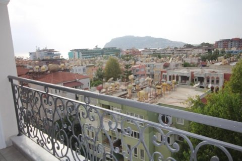 Продажа квартиры  в Анталье, Турция 3+1, 120м2, №184621 – фото 16