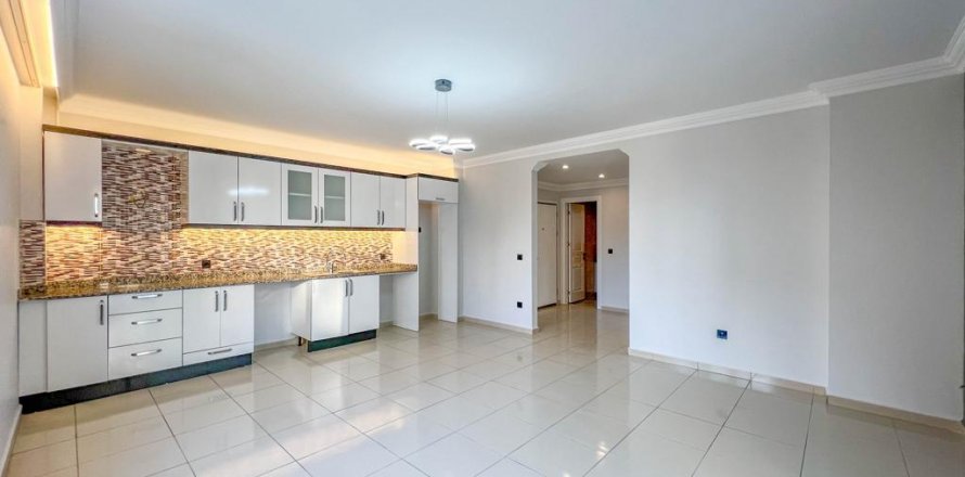 2+1 Wohnung  in Mahmutlar, Antalya, Türkei Nr. 185474