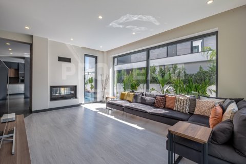 Продажа виллы  в Муратпаше, Анталье, Турция 5 комн., 300м2, №191910 – фото 22