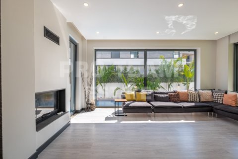 Продажа виллы  в Муратпаше, Анталье, Турция 5 комн., 300м2, №191910 – фото 20