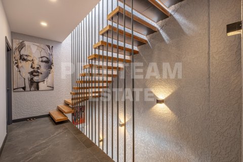 Продажа виллы  в Муратпаше, Анталье, Турция 5 комн., 300м2, №191910 – фото 27