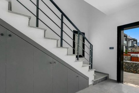 Продажа виллы  в Алсанджаке, Гирне, Северный Кипр 4 комн., 267м2, №211159 – фото 13