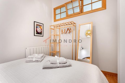 Продажа квартиры  в Бейоглу, Стамбуле, Турция 2+1, 100м2, №182709 – фото 17