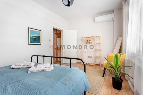 Продажа квартиры  в Бейоглу, Стамбуле, Турция 2+1, 100м2, №182709 – фото 12