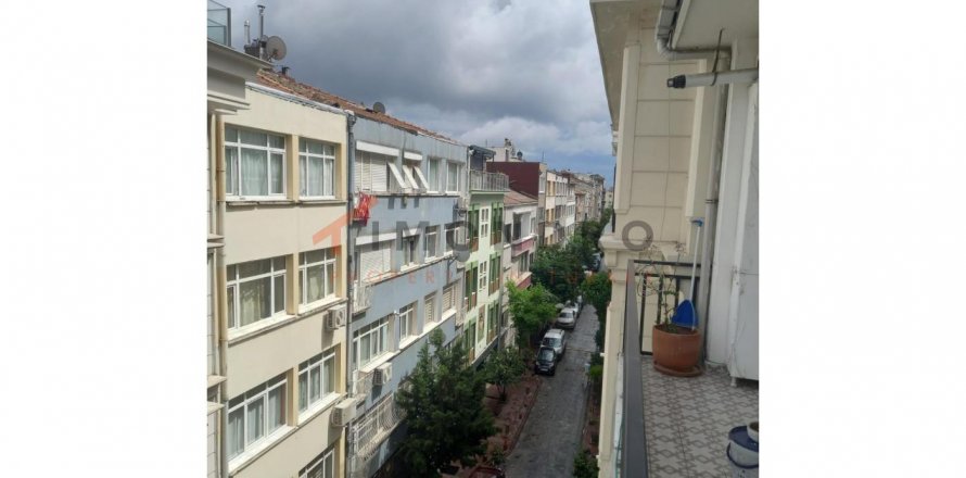 2+1 Apartment in Beyoglu, Istanbul, Turkey No. 182708