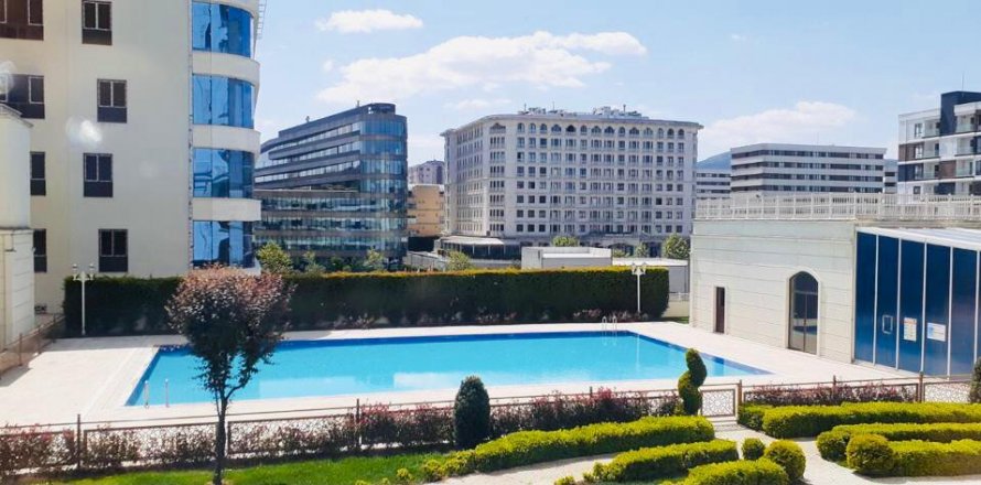 Квартира  2-х ком. в Стамбуле, Турция №186492