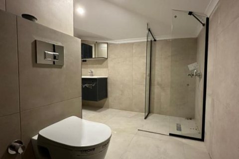 Продажа квартиры  в Стамбуле, Турция 9 комн., 200м2, №186491 – фото 8