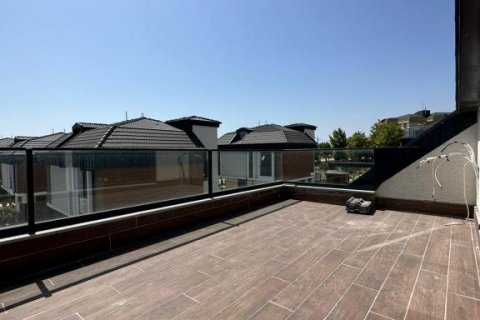 Продажа квартиры  в Стамбуле, Турция 9 комн., 200м2, №186491 – фото 6