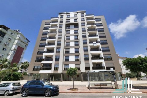 Продажа квартиры в Анталье, Турция 6 комн., 180м2, №186549 – фото 1