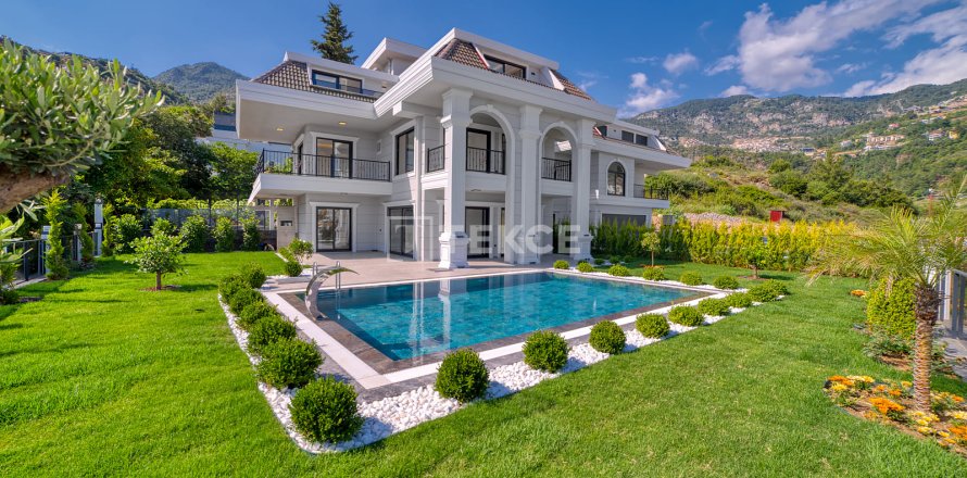Villa 5+1 Alanya, Antalya, Türkiye №206676