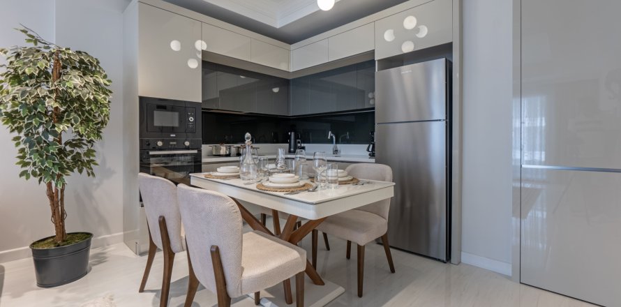 Квартира 3+1 в Аланье, Анталья, Турция №175384