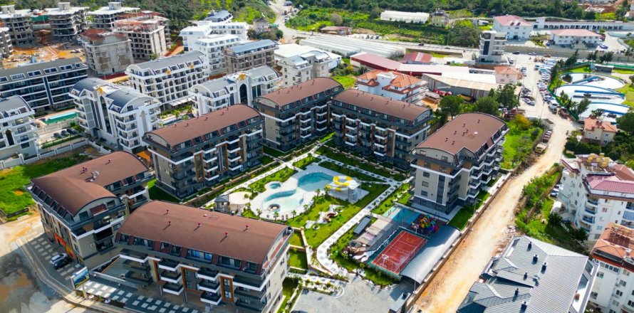 3+1 Apartment in Alanya, Antalya, Turkey No. 175383
