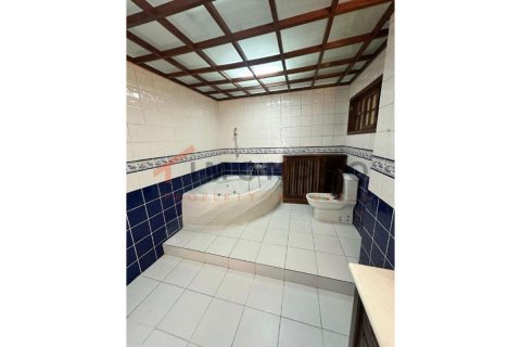 Apartment for sale  in Kadikoy, Istanbul, Turkey, 3 bedrooms, 220m2, No. 186899 – photo 8