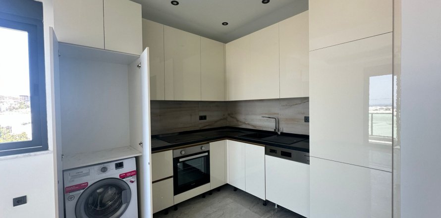 Квартира 1+1 в Аланье, Анталья, Турция №185784