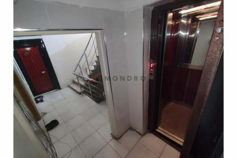 2+1 Lejlighed i Beyoglu, Istanbul, Tyrkiet Nr. 206561 - 19