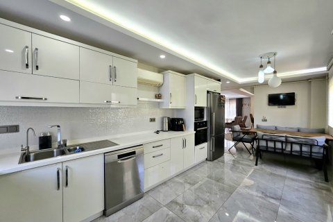 Продажа квартиры  в Анталье, Турция 4+1, 250м2, №211679 – фото 9