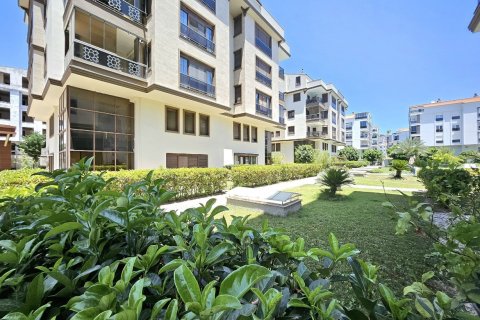 Продажа квартиры  в Анталье, Турция 4+1, 250м2, №211679 – фото 29