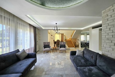 Продажа квартиры  в Анталье, Турция 4+1, 250м2, №211679 – фото 14