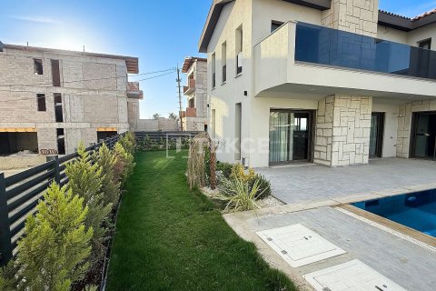 4+1 Villa  i Kusadasi, Aydin, Tyrkia Nr. 211666 - 3