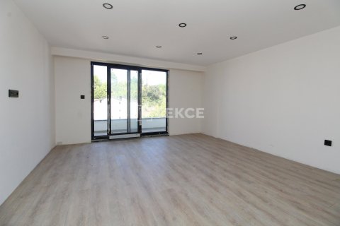 Продажа квартиры  в Ялове, Турция 1+1, 120м2, №187129 – фото 14