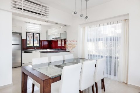 Продажа виллы  в Гирне, Северный Кипр 3+1, 180м2, №187704 – фото 3