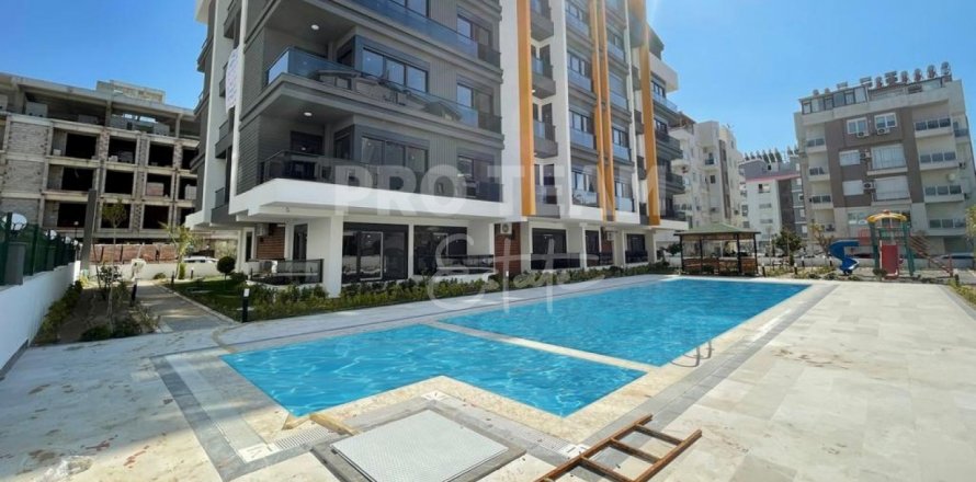 Квартира 3-х ком. в Коньяалты, Анталья, Турция №190145