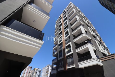 آپارتمان در  Erdemli ، ترکیه 4 خوابه ، 195 متر مربع.  شماره 193063 - 3