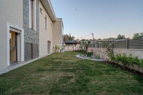 Продажа виллы  в Кушадасы, Айдыне, Турция 4+1, 250м2, №194278 – фото 3