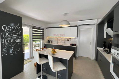 Продажа виллы  в Фамагусте, Северный Кипр 4+1, 250м2, №187984 – фото 6