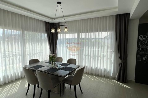 Продажа виллы  в Фамагусте, Северный Кипр 4+1, 250м2, №187984 – фото 10