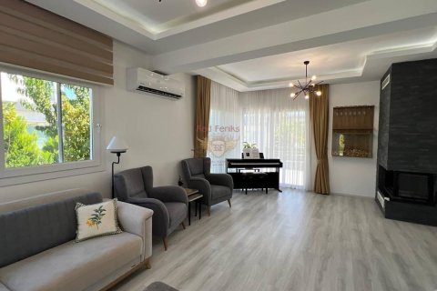 Продажа виллы  в Фамагусте, Северный Кипр 4+1, 250м2, №187984 – фото 9