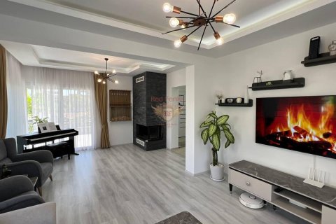 Продажа виллы  в Фамагусте, Северный Кипр 4+1, 250м2, №187984 – фото 2