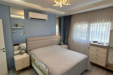 Продажа виллы  в Фамагусте, Северный Кипр 4+1, 250м2, №187984 – фото 14