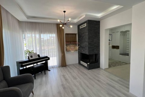 Продажа виллы  в Фамагусте, Северный Кипр 4+1, 250м2, №187984 – фото 17