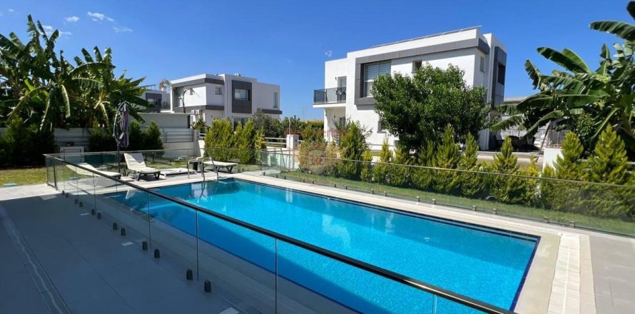 Вилла  4+1 в Фамагусте, Северный Кипр №187984