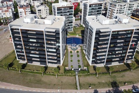 Продажа квартиры  в Анталье, Турция 4+1, 230м2, №189303 – фото 4