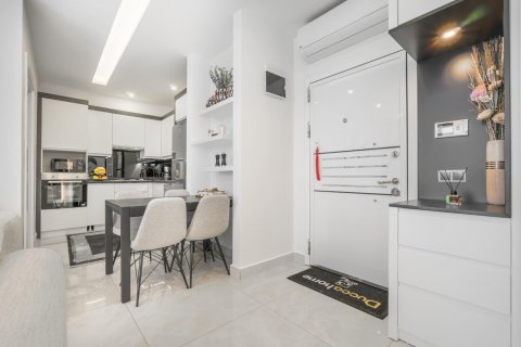 2+1 Lägenhet  i Mahmutlar, Antalya, Turkiet Nr. 191269 - 11