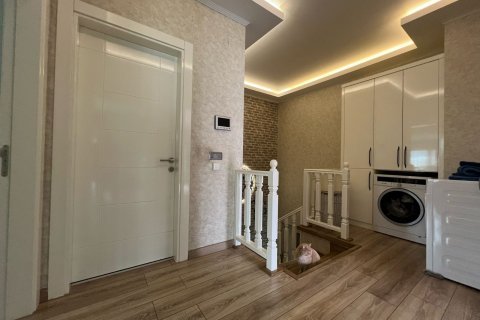 Продажа квартиры  в Оба, Анталье, Турция 5 комн., 200м2, №186643 – фото 14