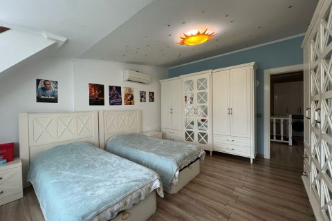 Продажа квартиры  в Оба, Анталье, Турция 5 комн., 200м2, №186643 – фото 17