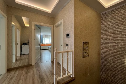 Продажа квартиры  в Оба, Анталье, Турция 5 комн., 200м2, №186643 – фото 13