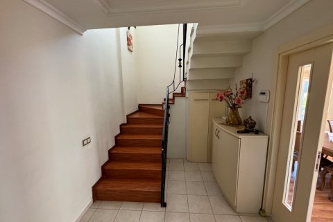Продажа квартиры  в Анталье, Турция 5 комн., 220м2, №188646 – фото 26