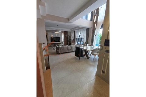 Продажа виллы  в Бейликдюзю, Стамбуле, Турция 7+1, 375м2, №183954 – фото 4