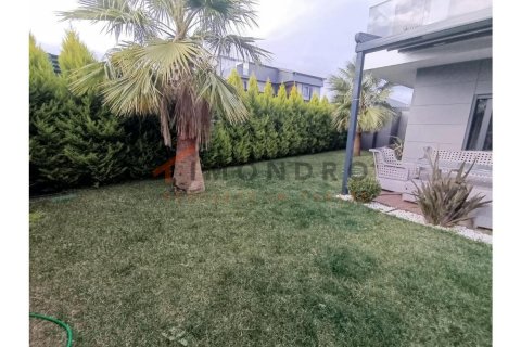 Продажа виллы  в Бейликдюзю, Стамбуле, Турция 7+1, 375м2, №183954 – фото 9