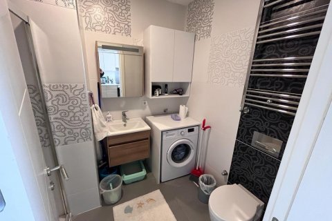 Продажа квартиры  в Стамбуле, Турция 2 комн., 55м2, №186527 – фото 23