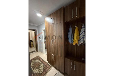 Продажа квартиры  в Бейоглу, Стамбуле, Турция 1+1, 80м2, №189179 – фото 10