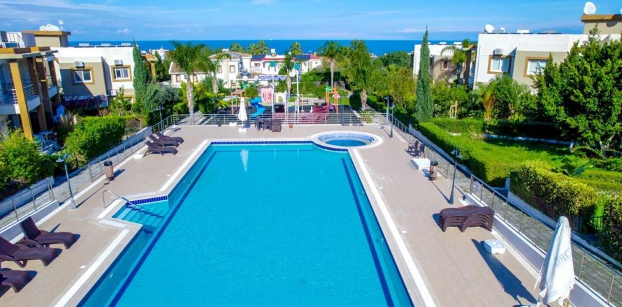 2+1 Lägenhet  i Girne,  Nr. 191025