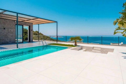 Villa for sale  in Yalikavak, Mugla, Turkey, 4 bedrooms, 250m2, No. 206727 – photo 1