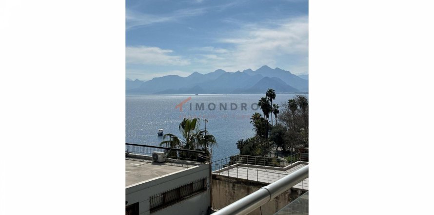 4+1 Apartment  in Antalya, Turkey No. 193071