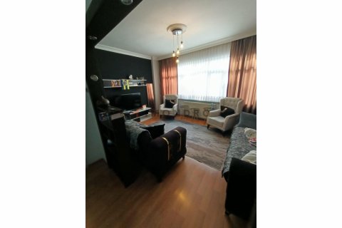 آپارتمان در Fatih،  Istanbul ، ترکیه 3 خوابه ، 135 متر مربع.  شماره 193077 - 2